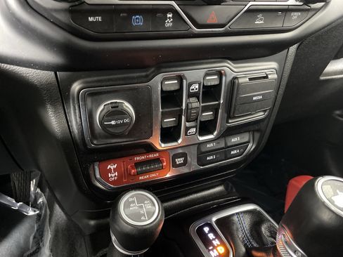 Used 2021 Jeep Wrangler Unlimited Rubicon 4xe w/ Cold Weather Group image 32