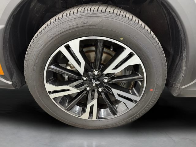 Used 2025 Mitsubishi Eclipse Cross AWD image 12