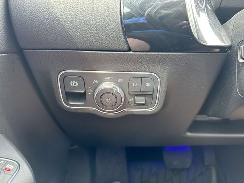 Used 2023 Mercedes-Benz GLA 250 4MATIC image 19