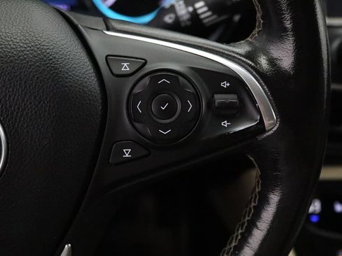 Used 2018 Buick Envision Essence AWD/4WD image 18