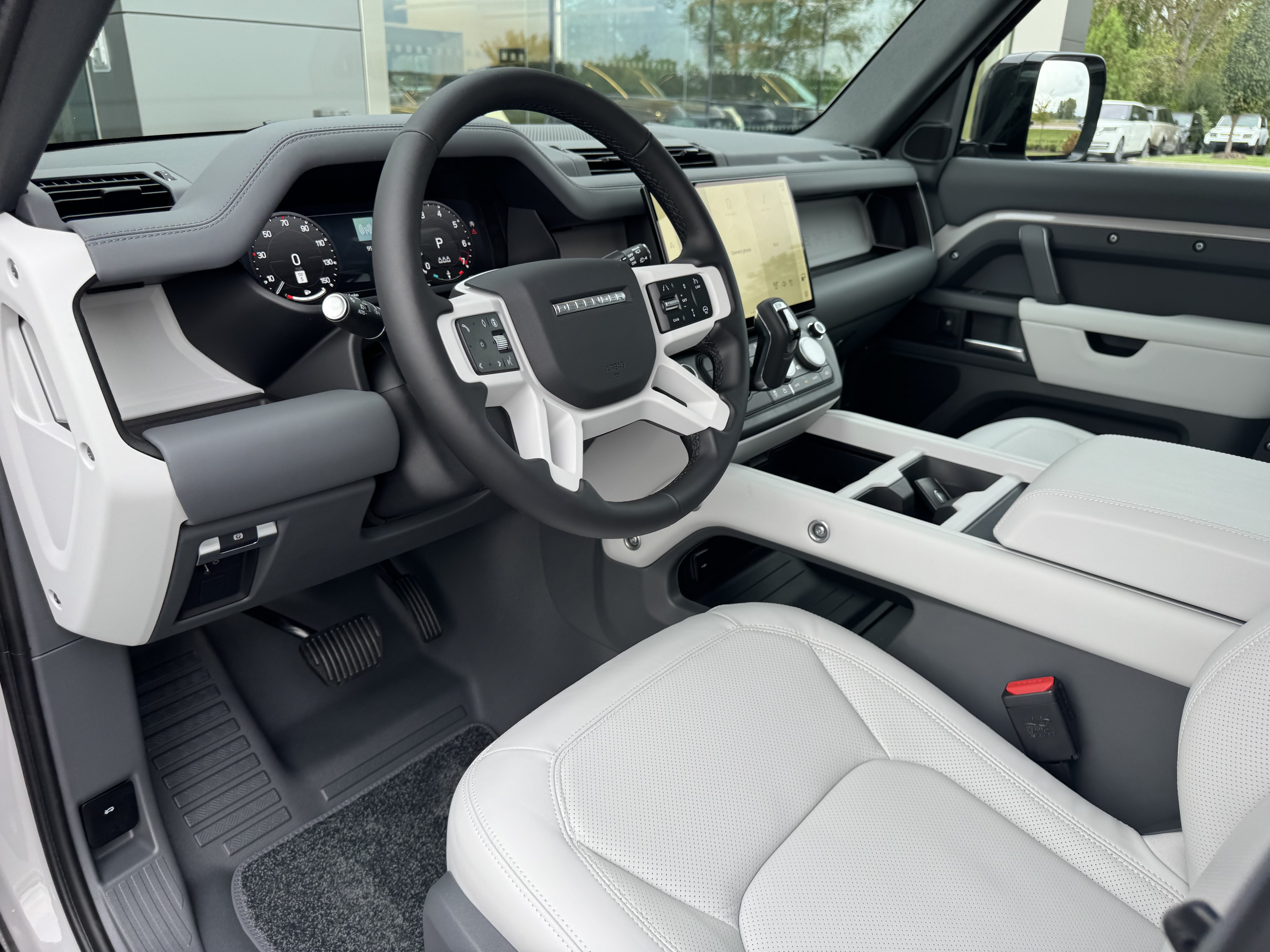 New 2026 Land Rover Defender 110 S AWD/4WD image 13