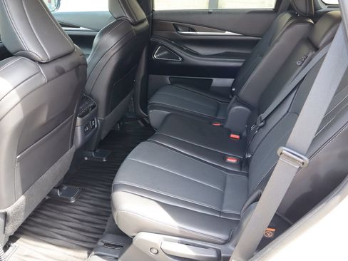Used 2024 INFINITI QX60 Sensory w/ Vision Package AWD/4WD image 6