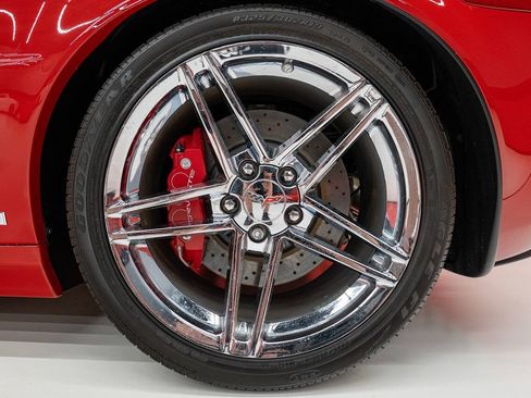 Used 2007 Chevrolet Corvette Z06 w/ Preferred Equipment Group RWD image 39