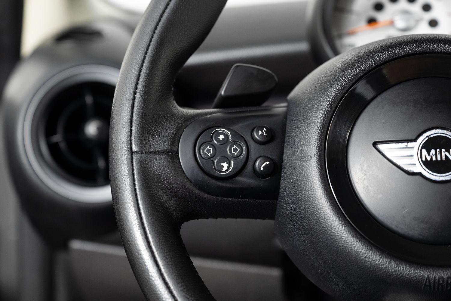 Used 2013 MINI Cooper Clubman S FWD image 23