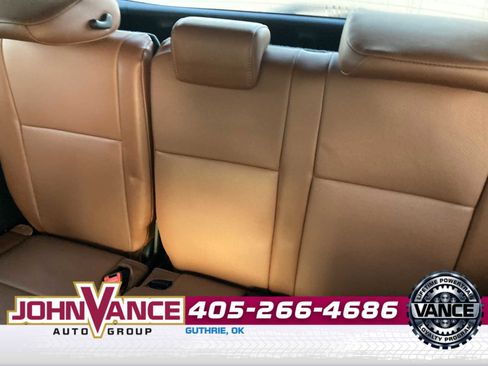 Used 2016 Toyota Sequoia Platinum image 5