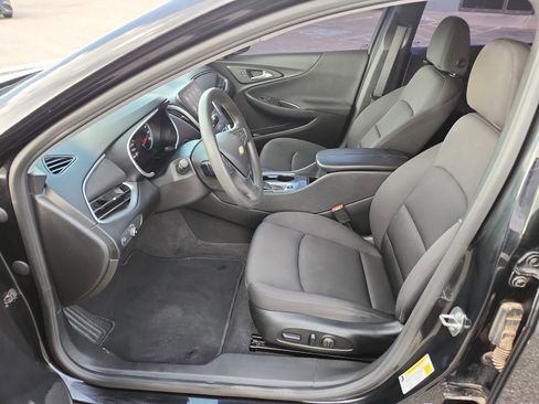 Used 2023 Chevrolet Malibu LT w/ Driver Confidence Package image 11