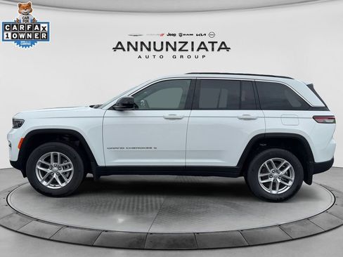 Certified 2025 Jeep Grand Cherokee Laredo X w/ Luxury Tech Group I AWD/4WD image 2