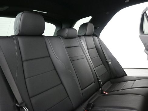 Certified 2025 Mercedes-Benz GLE 450 4MATIC image 21