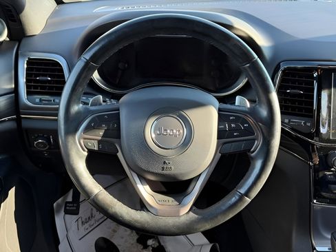 Used 2020 Jeep Grand Cherokee Limited X image 15