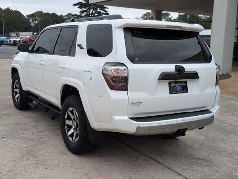 Used 2021 Toyota 4Runner TRD Off-Road Premium w/ Moonroof Package image 8
