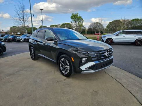 Used 2025 Hyundai Tucson SEL image 3
