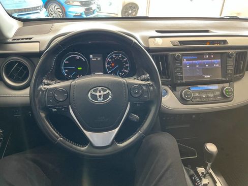 Used 2018 Toyota RAV4 Limited w/ Advanced Technology Package image 34