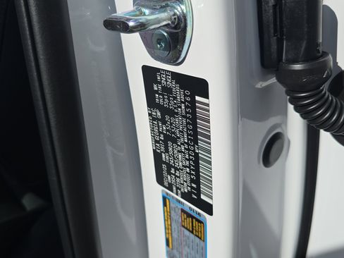 New 2025 Kia Telluride EX image 34