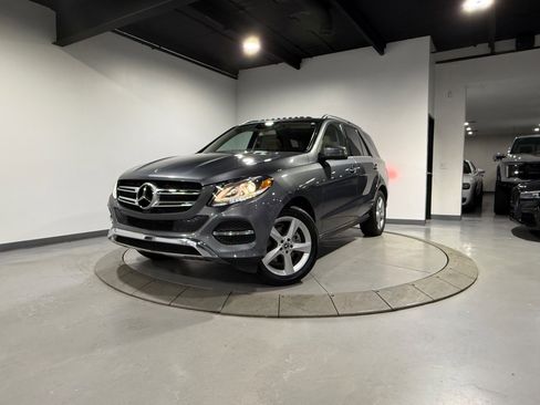 Used 2018 Mercedes-Benz GLE 350 4MATIC w/ Premium 1 Package image 2