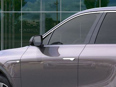 New 2025 Cadillac Lyriq Luxury image 36