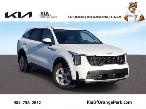 New 2025 Kia Sorento LX image 1