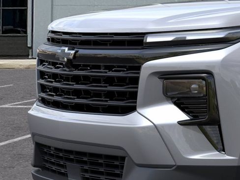New 2026 Chevrolet Traverse LT w/ Midnight/Sport Edition FWD image 13