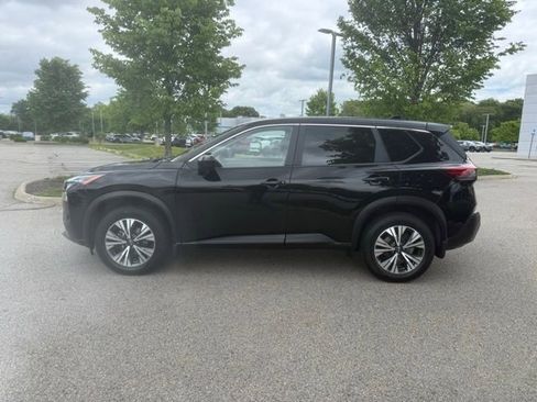 Used 2023 Nissan Rogue SV AWD/4WD image 9
