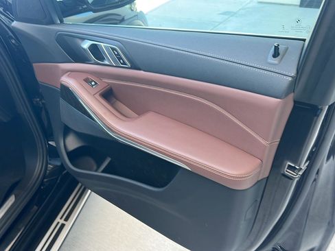 Certified 2023 BMW X5 sDrive40i w/ Climate Comfort Package image 15