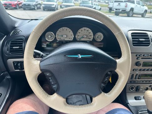 Used 2004 Ford Thunderbird RWD image 10