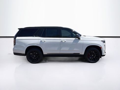 Certified 2023 Cadillac Escalade Sport Platinum w/ LPO, ONYX Package AWD/4WD image 4