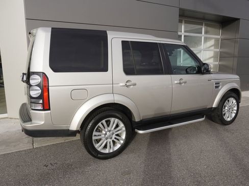 Used 2016 Land Rover LR4 HSE LUX image 4