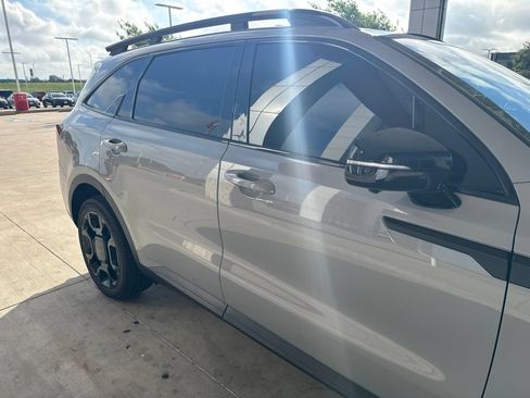 Used 2025 Kia Sorento SX Prestige AWD/4WD image 20