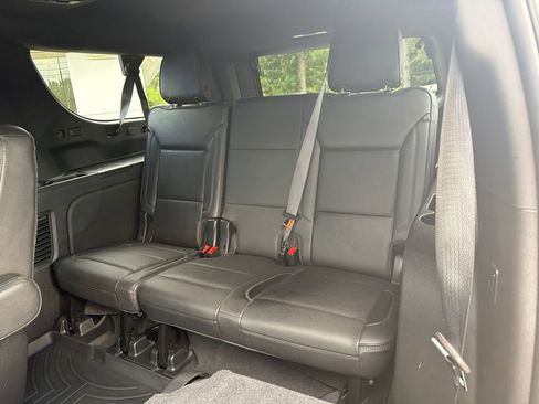 Used 2021 GMC Yukon XL Denali w/ Denali Premium Package RWD image 27