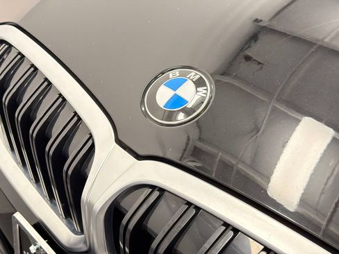 Used 2025 BMW 330i xDrive Sedan AWD/4WD image 12