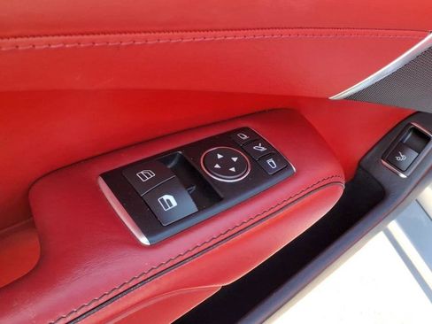 Used 2013 Mercedes-Benz SL 550 image 17