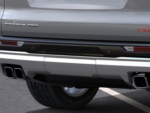 New 2026 GMC Acadia Denali w/ Super Cruise Package AWD/4WD image 14