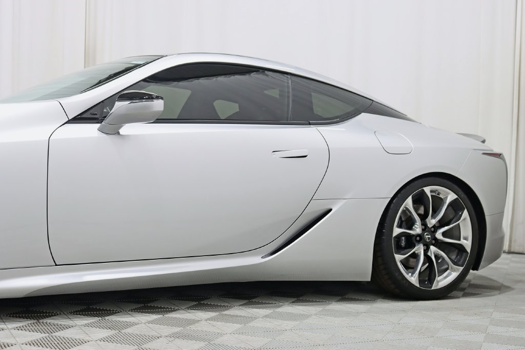 Used 2018 Lexus LC 500 Coupe RWD image 3