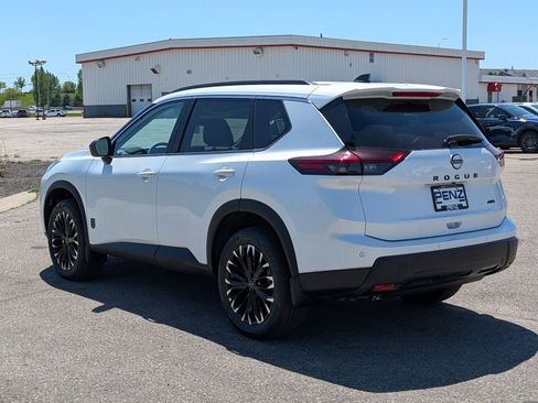 New 2026 Nissan Rogue SV AWD/4WD image 5