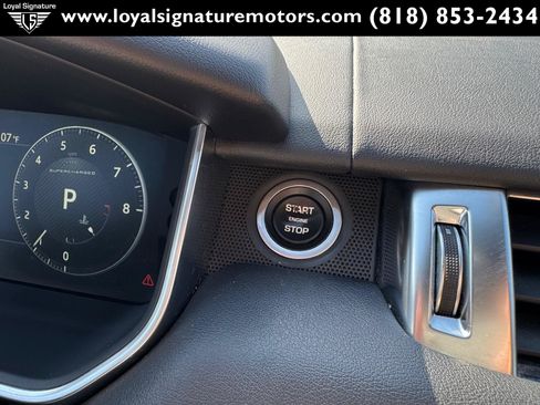 Used 2017 Land Rover Range Rover Sport AWD/4WD image 31