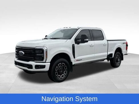 Used 2025 Ford F250 Platinum AWD/4WD image 1