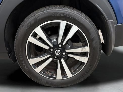 Used 2020 Nissan Kicks SV FWD image 28