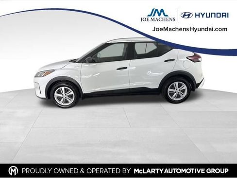 Used 2025 Nissan Kicks Play S FWD image 9