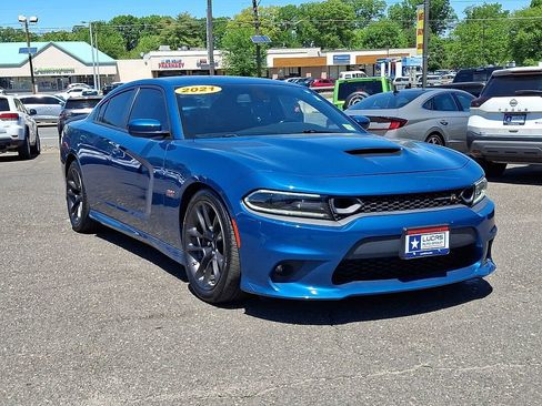 Used 2021 Dodge Charger Scat Pack RWD image 2