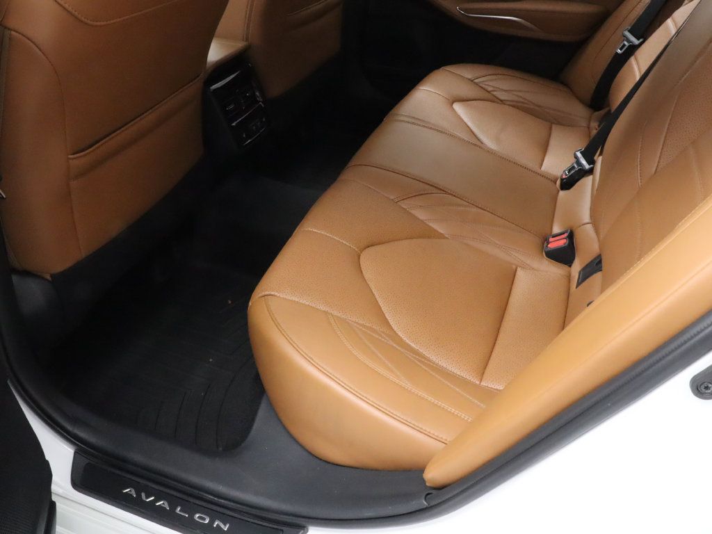 Used 2019 Toyota Avalon Limited w/ Advanced Safety Package FWD image 30