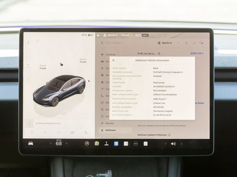 Used 2024 Tesla Model 3 Standard Range image 25