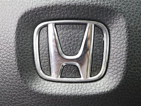 Used 2018 Honda Accord LX image 35
