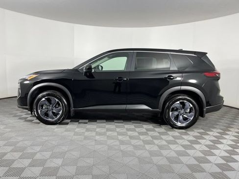 Certified 2026 Nissan Rogue SV FWD image 7