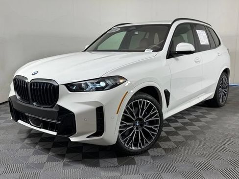Used 2026 BMW X5 xDrive40i w/ M Sport Package AWD/4WD image 1