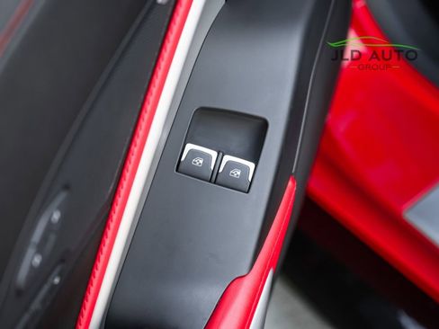 Used 2016 Chevrolet Corvette Z06 w/ 2LZ Preferred Equipment Group image 31