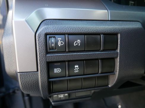 Used 2024 Toyota Tacoma 2WD Double Cab image 17