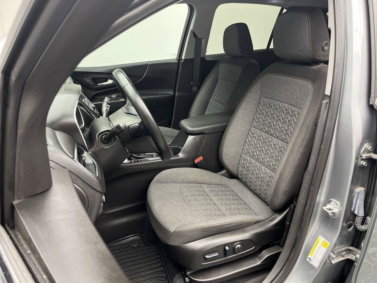 Used 2024 Chevrolet Equinox LT AWD/4WD image 8