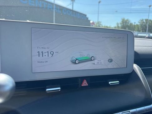 Used 2024 Hyundai Ioniq 5 SEL RWD image 26