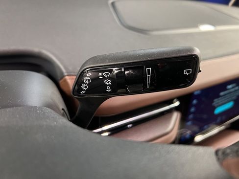 New 2026 Lincoln Navigator Reserve AWD/4WD image 25