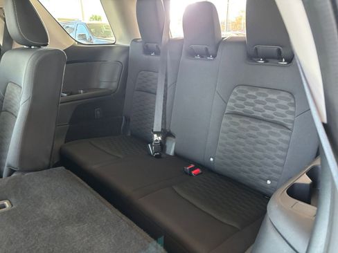 Used 2025 Nissan Pathfinder SV image 29