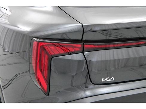 New 2026 Kia K4 FWD image 10